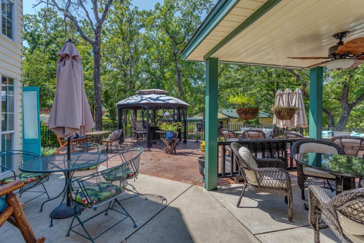 The Whispering Pines Inn Norman Exterior foto